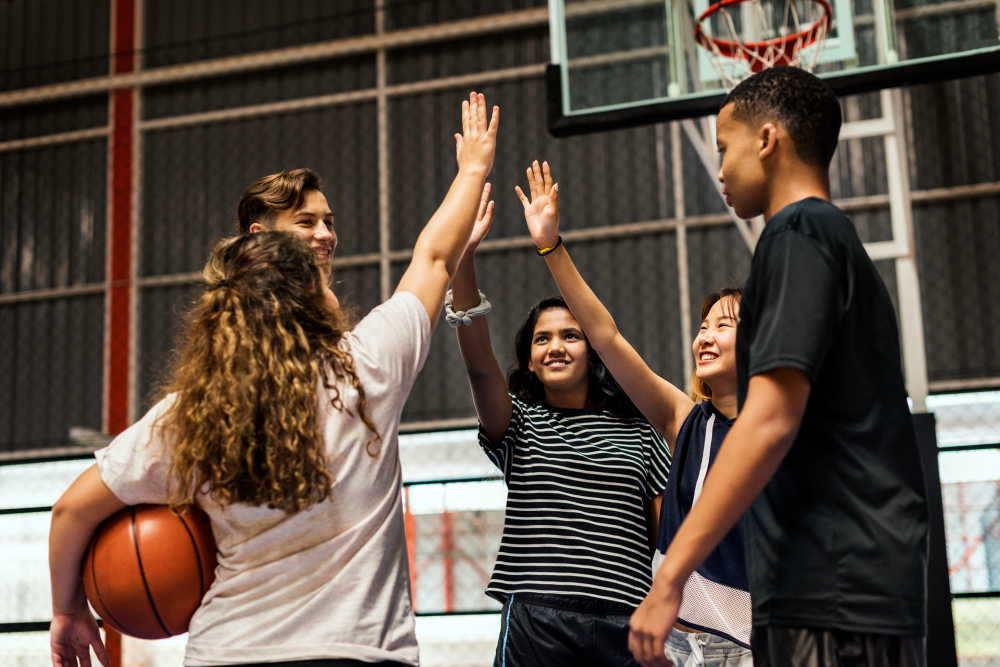 the-role-of-college-sports-in-building-school-spirit.jpg